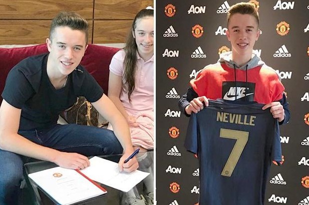 Ο γιός του Phil Neville, Harvey στη United